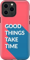 Apple iPhone 13 Pro Max Telefoonhoesje - Extra Stevig Hoesje - 2 lagen bescherming - Met Quote - Good Things - Rood