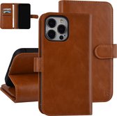 UNIQ Accessory Premium Pu Leather Book Case Telefoonhoesje voor Apple iPhone 13 Pro Max - Bescherming & Stijlvolle Bruine Kleur