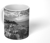 Mok - Panorama van oude de stadshaven in Antalya bij zonsondergang - zwart wit - 350 ML - Beker
