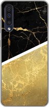Geschikt voor Samsung Galaxy A50 hoesje - Marmer print - Zwart - Goud - Siliconen Telefoonhoesje
