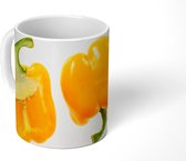 Mok - Gele peper door de helft gesneden - 350 ML - Beker