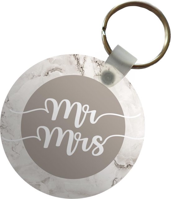 Sleutelhanger - Mr Mrs - Spreuken - Quotes - Trouwen - Plastic - Rond - Uitdeelcadeautjes