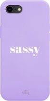 Sassy Purple - iPhone Short Quotes Case - Paars hoesje geschikt voor iPhone SE 2022 / SE 2020 / 8 / 7 hoesje - Siliconen hoesje met opdruk (geprint) - Paars hoesje