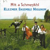 Nigunim Klezmer Ensemble - Mit A Schmeykhl (CD)