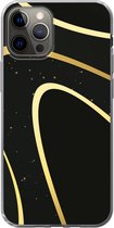 Geschikt voor iPhone 12 Pro hoesje - Gouden golven op een zwarte achtergrond - Siliconen Telefoonhoesje