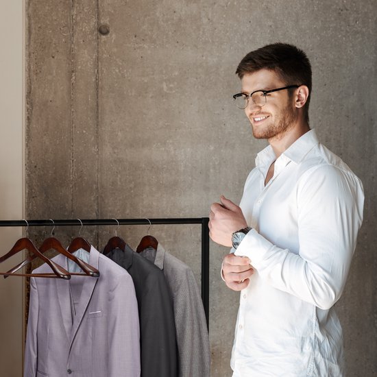 cintres relaxdays set - 5 pièces - pour costumes - épaule large - cintres bois brun