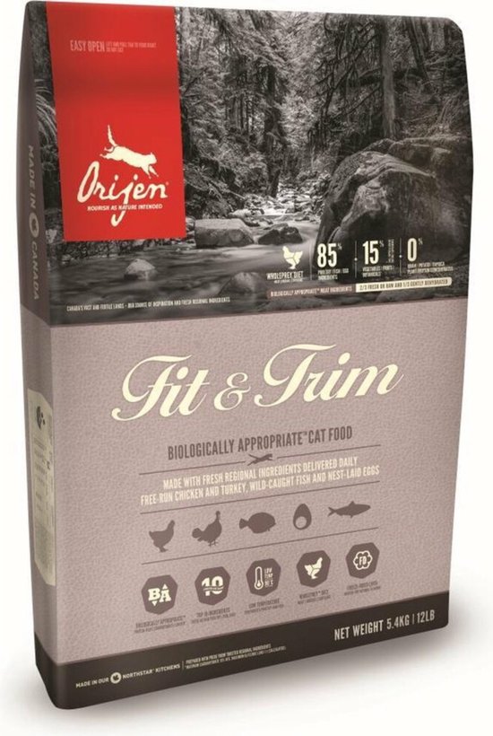 Orijen Fit & Trim kattenvoer verpakking. Groen met boslandschap. Gemaakt met kip en kalkoen.
