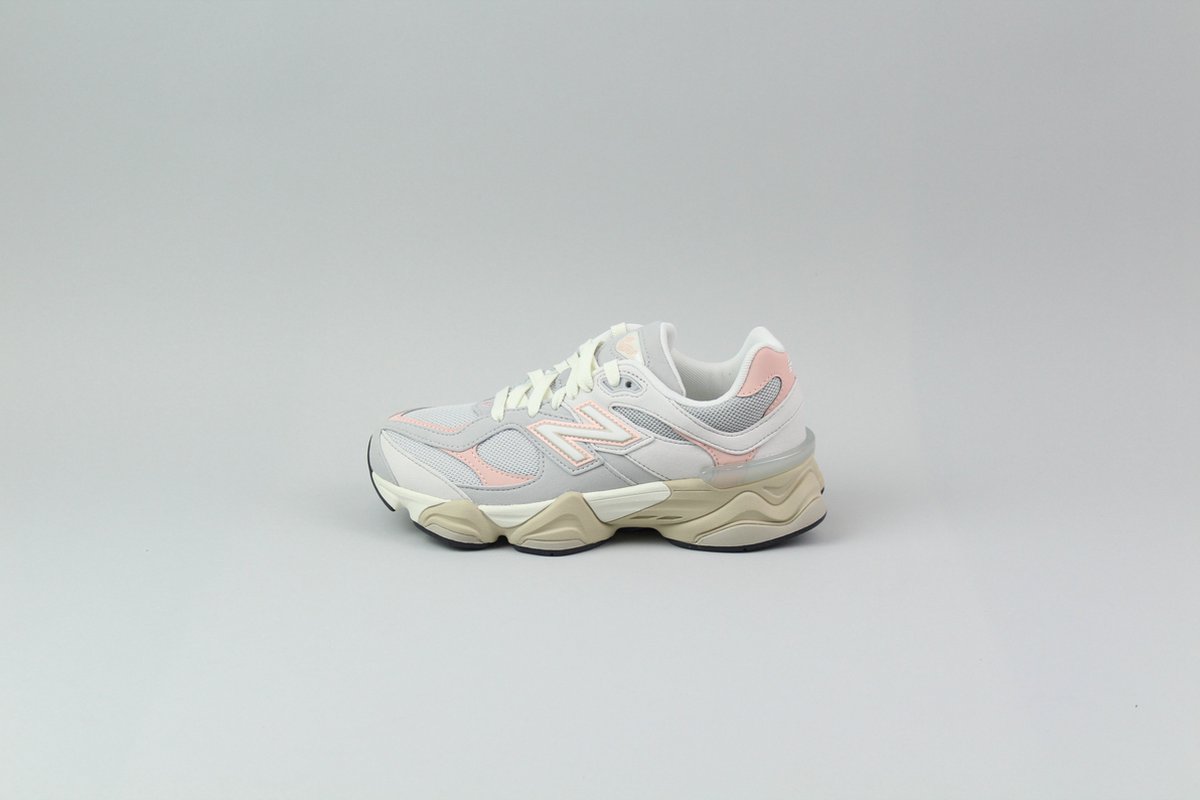 New Balance 9060 ‘ ‘ Wit