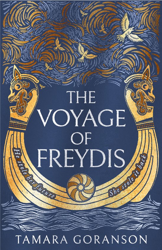 De voorkant van het boek 'The Voyage of Freydis' met de titel en een gouden afbeelding van een Vikingschip en kronkelende patronen.