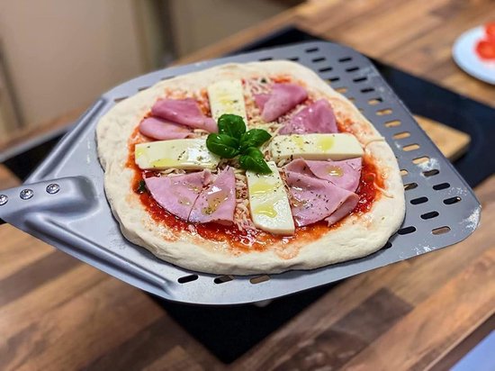 Pizzaschep van aluminium, 32 x 32 cm, met inklapbare handgreep, professioneel boren voor perfect bakken, tot 4 kg, ideaal voor huisoven, pizzeria, bakkerij