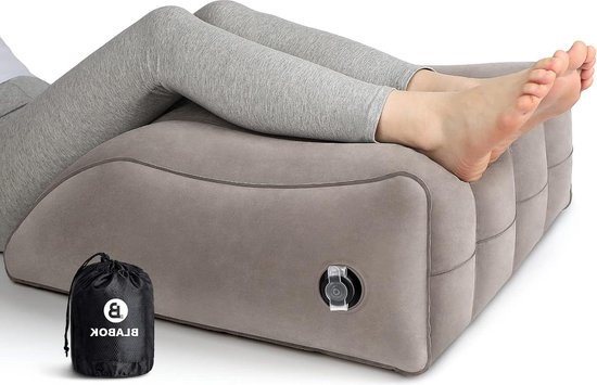 Foto: Venussen beenkussen hoge legging beenkussen opblaasbaar wigkussen comfort verbetering doorbloeding vermindering been en knieklachten knee pillow