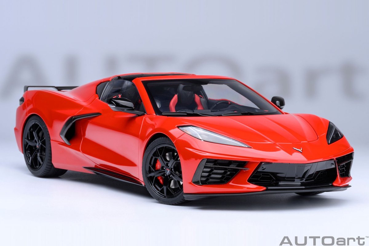 AUTOart 1/18 Chevrolet Corvette C8 Stingray Z51, Torch Red