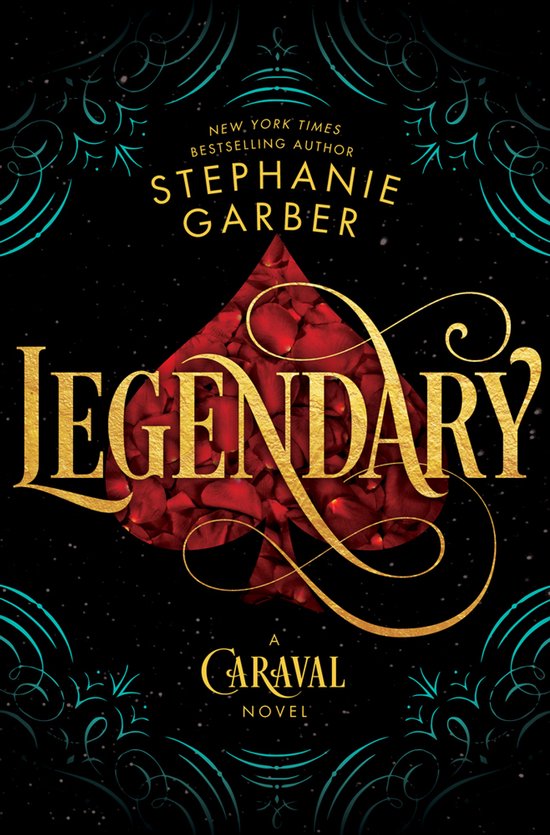 De cover van het boek 'Legendary'. Een rode schoppenkaart, gevuld met rozenblaadjes, staat centraal op een zwarte achtergrond met gouden versieringen.