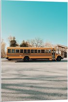 Acrylglas - Gele Schoolbus - 60x90cm Foto op Acrylglas (Met Ophangsysteem)