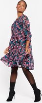LOLALIZA Babydoll jurk met bloemenprint - Licht Roze - Maat 38