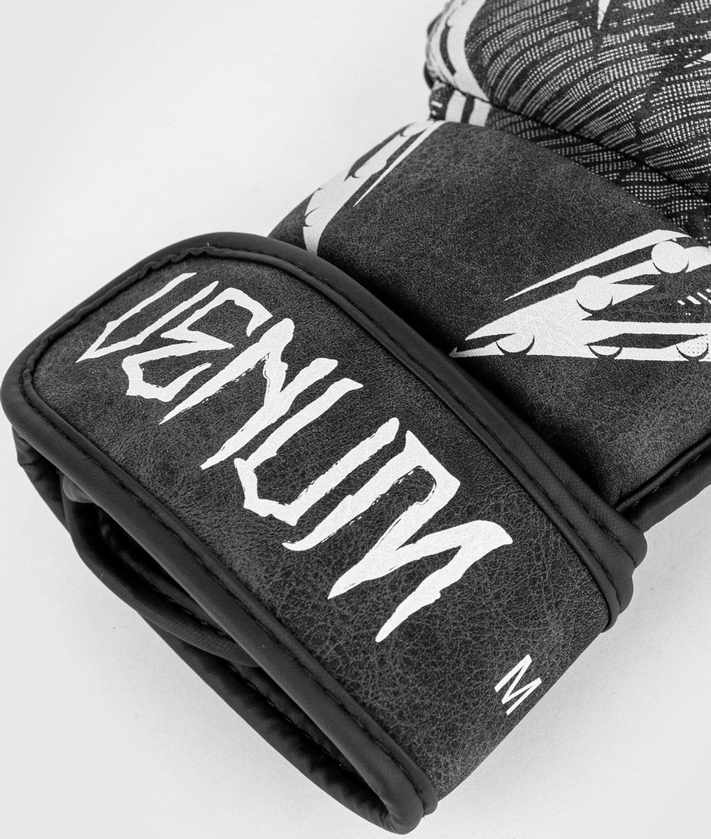 Venum Mixte Venum Challenger 3.0 Gants de MMA Sparring Mixte Adulte, Simili  cuir, Blanc/Noir, S : : Sports et Loisirs