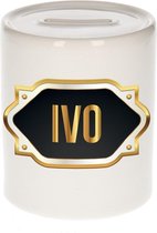 Ivo naam cadeau spaarpot met gouden embleem - kado verjaardag/ vaderdag/ pensioen/ geslaagd/ bedankt