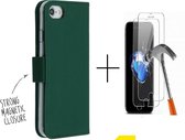 GSMNed - Wallet Softcase - bookcase - pasjeshouder -  Booktype voor iPhone SE (2020) - 8 - 7 – Groen Leer - met screenprotector