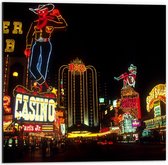 Dibond - Drukke Straat in Las Vegas - 50x50cm Foto op Aluminium (Wanddecoratie van metaal)