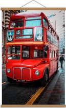 Schoolplaat – Rode Autobus in Engeland - 60x90cm Foto op Textielposter (Wanddecoratie op Schoolplaat)