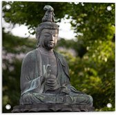 Tuinposter – Boeddha bij Bomen - 50x50cm Foto op Tuinposter  (wanddecoratie voor buiten en binnen)