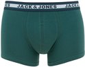 Voorkant van een donkergrijze boxer met een blauwe elastische band met 'JACK & JONES' erop.