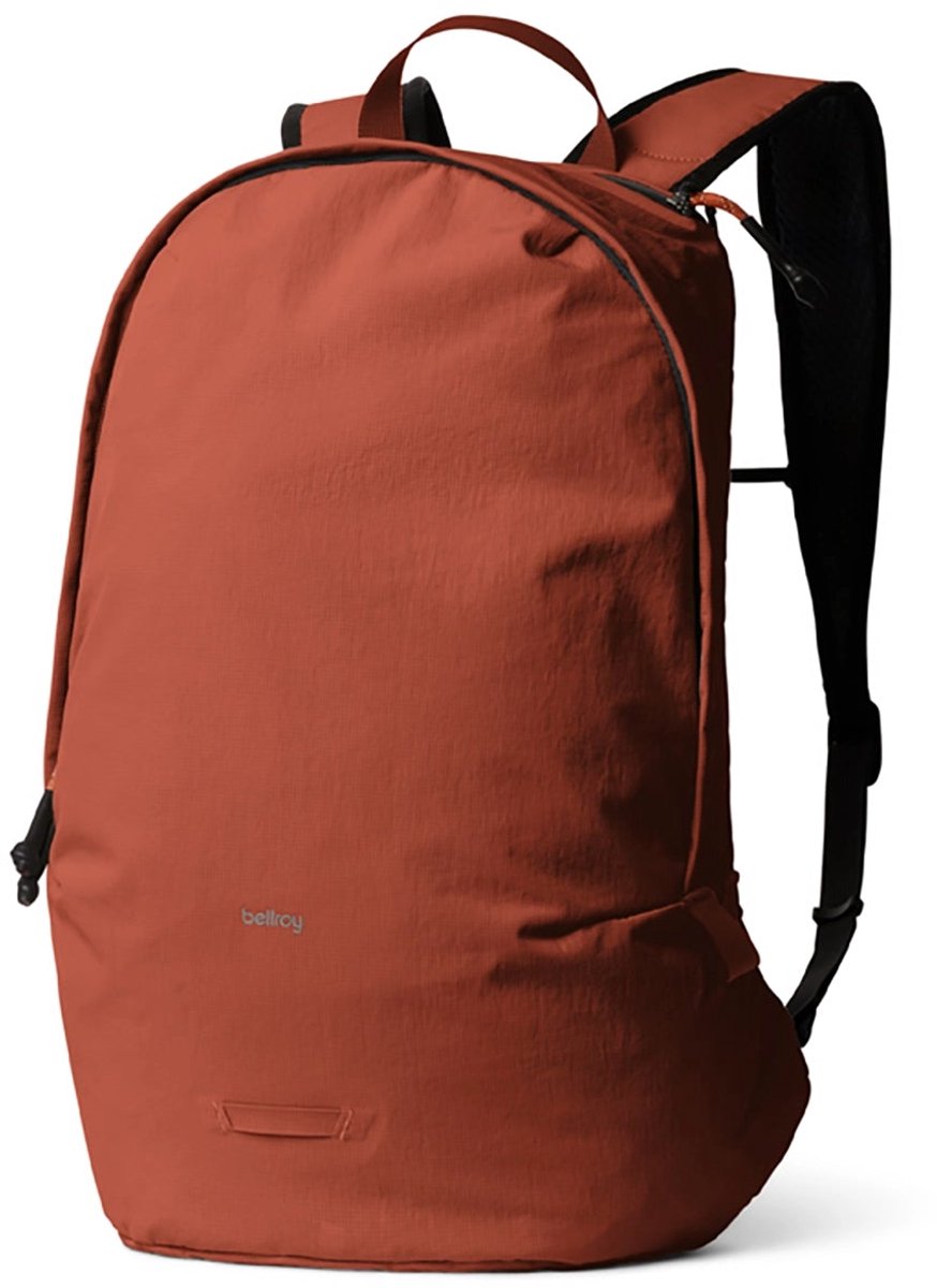 Bellroy Lite Daypack MacBook Air/Neo 13 – 3x Lichter dan Gemiddelde Rugzakken – Meerdere Vakken voor Georganiseerde Opslag – Opvouwbaar en Inpakbaar voor Gemakkelijke Opslag en Transport - Oranje