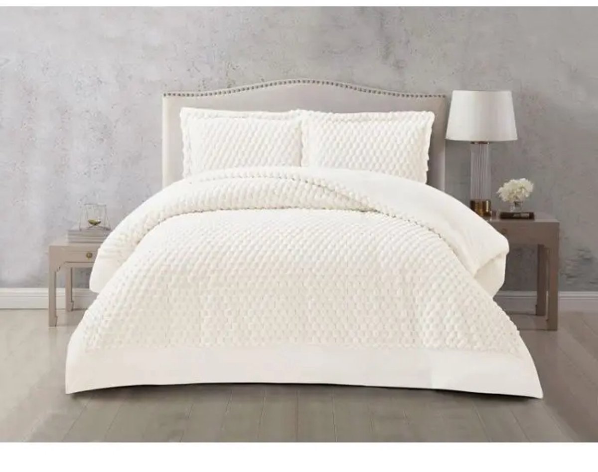 LAVELLA HAYAL BEDSPREI SET 260X240 CM WIT 3-DELIG FLANEL