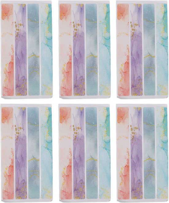 Six feuilles, chacune avec quatre bandes antidérapantes marbrées dans différentes couleurs pastel et dorées.