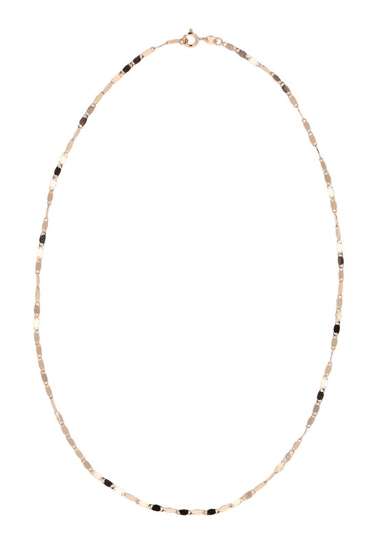 Goudkleurige ketting met platte, glanzende schakels in een ovaalvormig design.