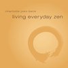 Boek "living everyday zen" van Charlotte Joko Beck met een oranje achtergrond en een ensō cirkel.