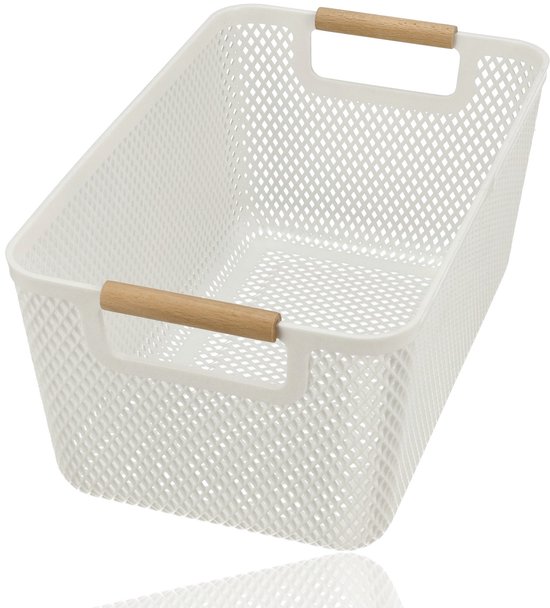 Witte kunststof mand met ruitpatroon en houten handvatten.