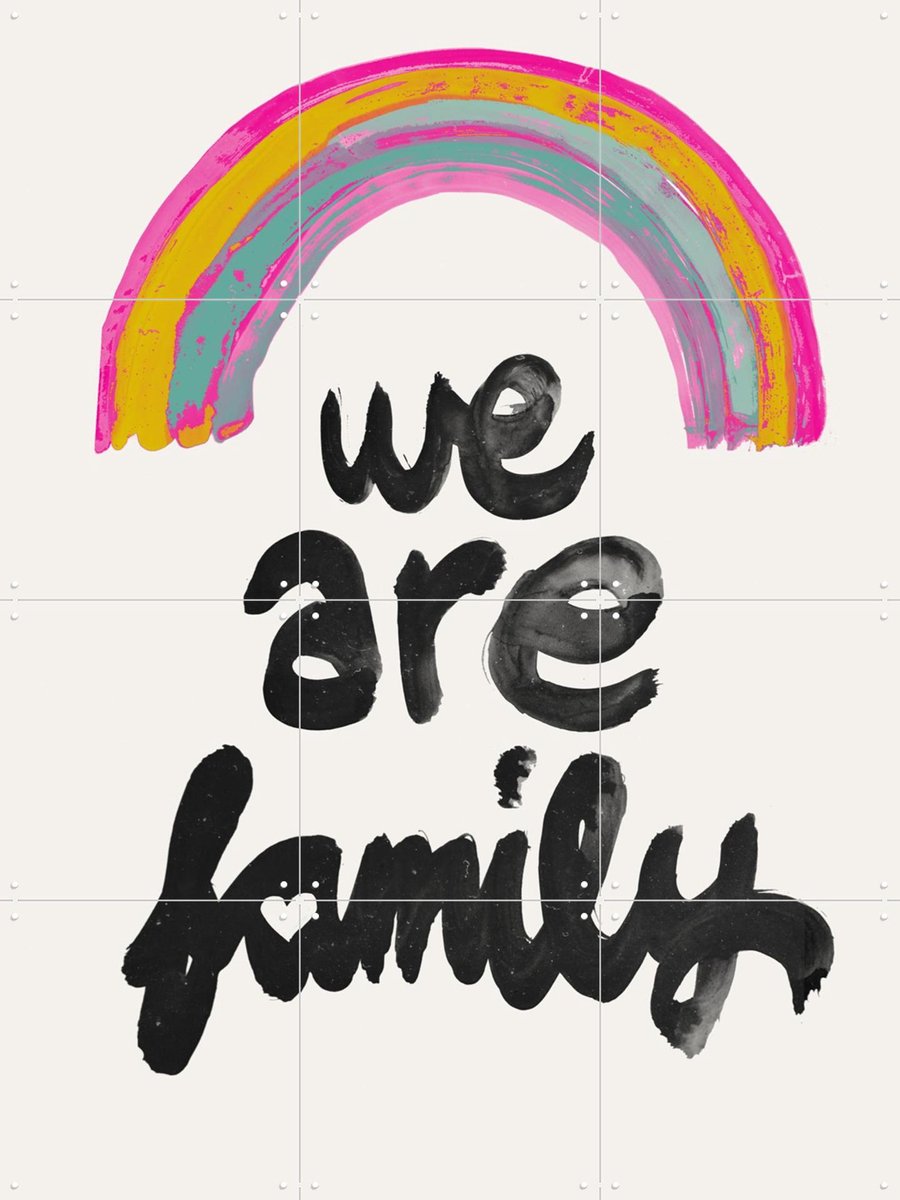 IXXI We Are Family, Treechild & Various - 60 x 80 cm - Gratis ophangtool - Grote wanddecoratie en posters - Typografie, Illustraties, Kleurrijk