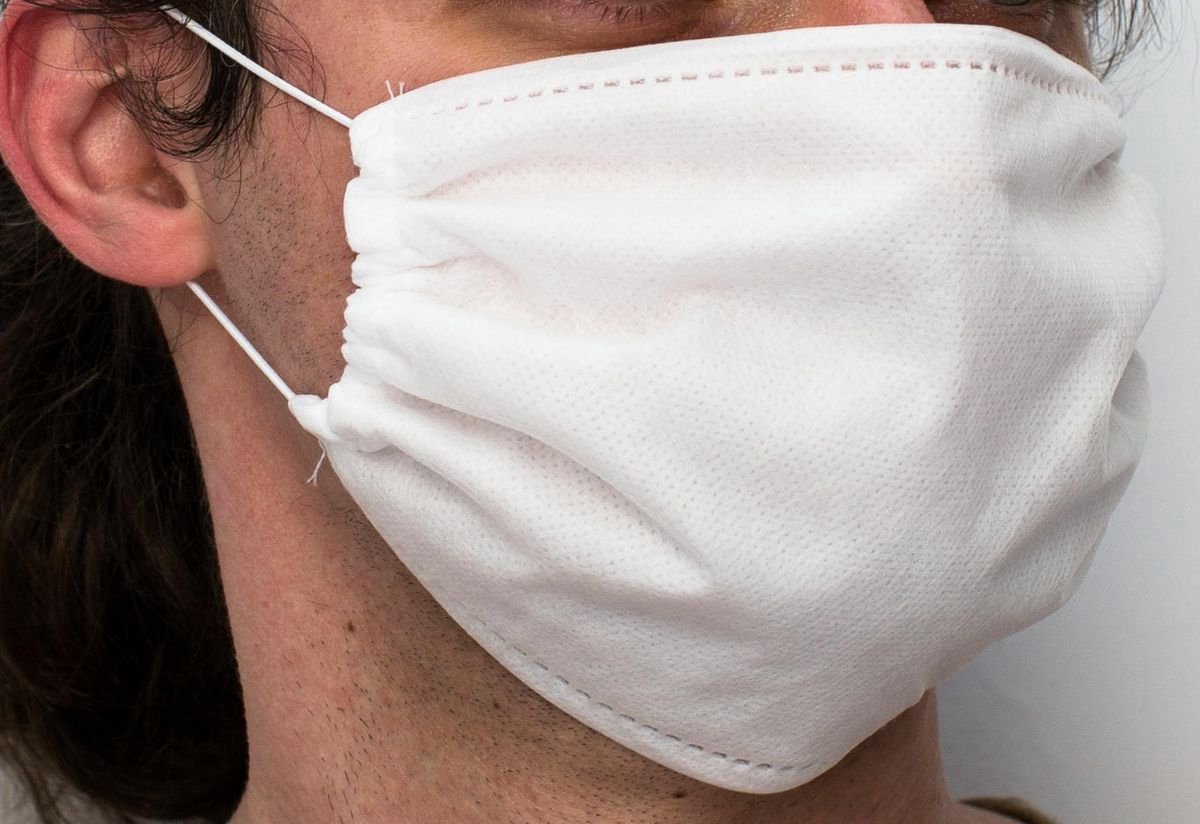 AMW - Beschermend Gezichtsmasker - Polyester - 4 Lagen - Wit - Herbruikbaar