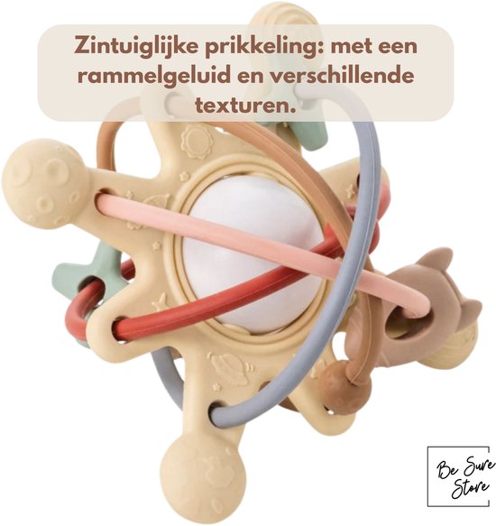 Close-up van de stervormige rammelaar en bijtring met gekleurde lieren in pastel.