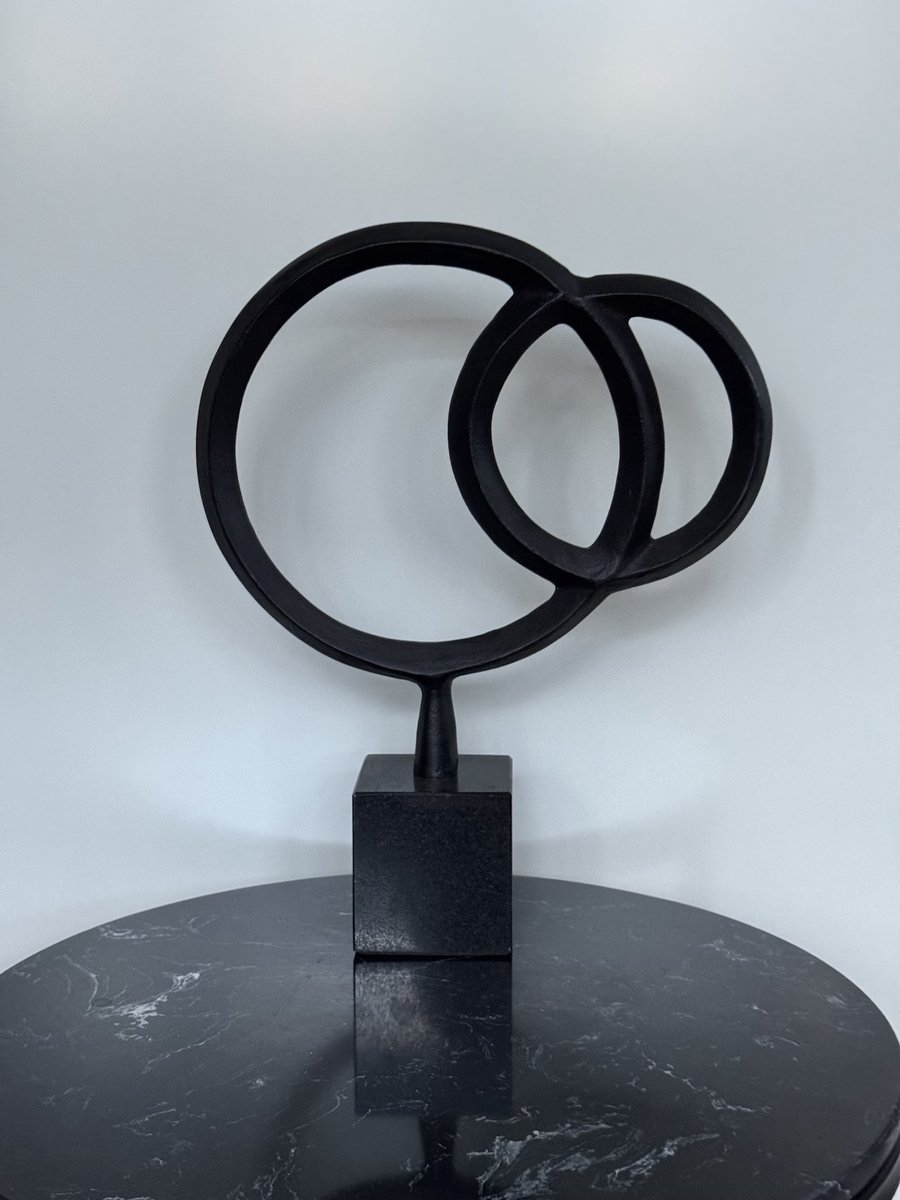 Double circle sculpture S