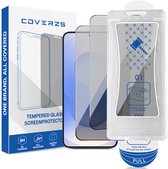 Een verpakking met twee screenprotectors van Coverzs, inclusief montageframe.