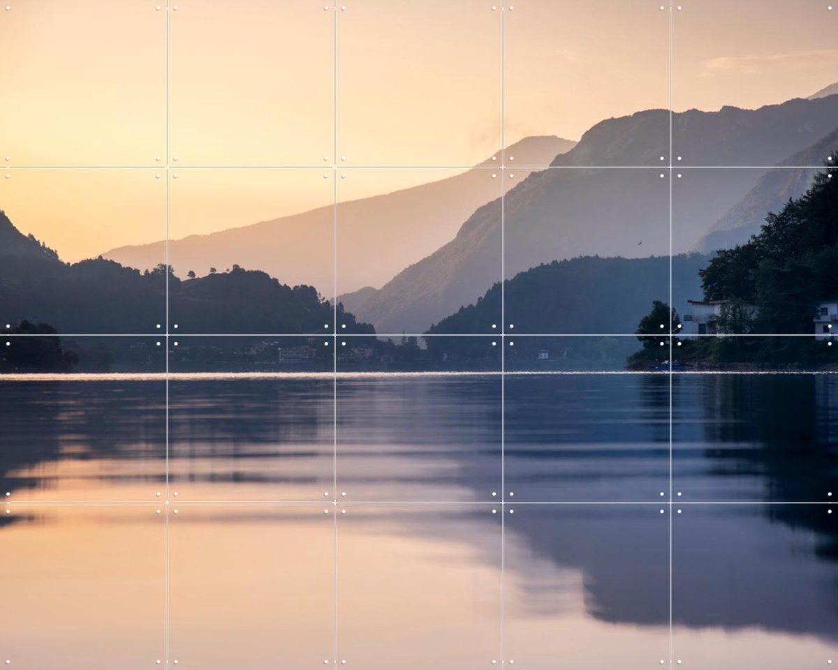 IXXI Trentino Mattina Lake, Claire Droppert - 100 x 80 cm - Gratis ophangtool - Grote wanddecoratie en posters - Naturalisme, Fotografie