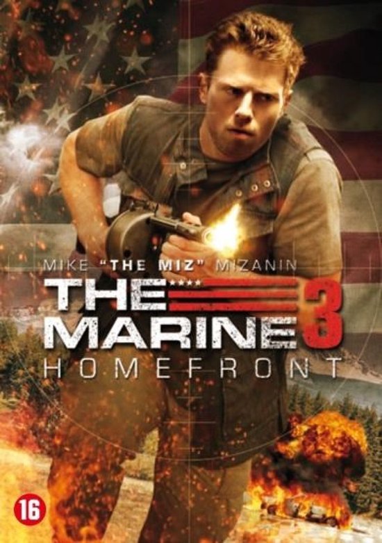 The Marine 3: Homefront poster met Mike 'The Miz' Mizanin in actie, met een Amerikaanse vlag op de achtergrond en explosies.
