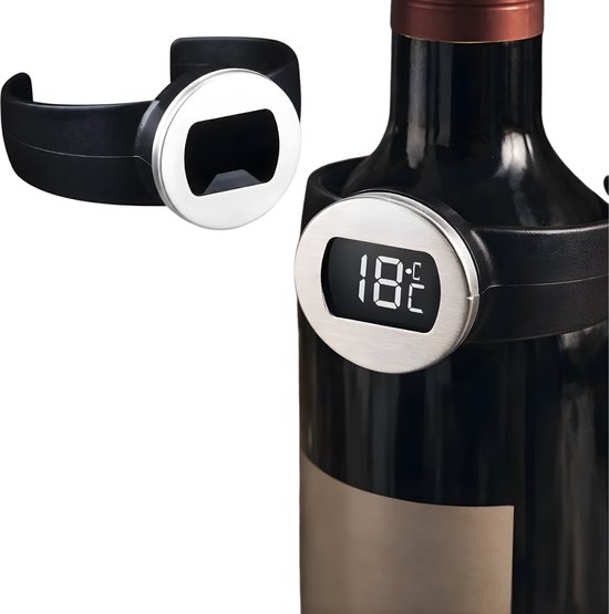 Zwarte wijnthermometer met zilveren display (18°C) op een wijnfles, met een tweede thermometer los ernaast.