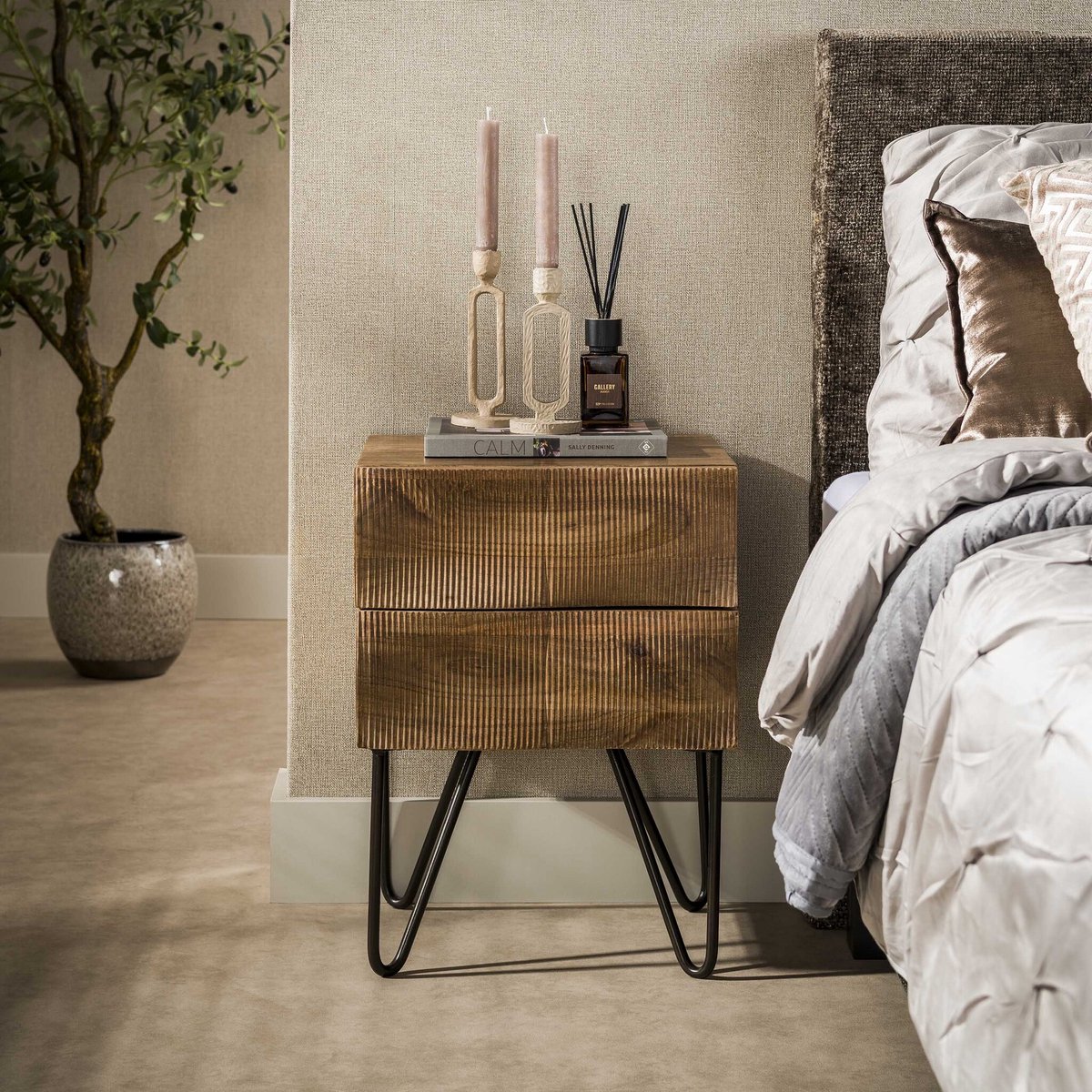 PS-Collection Nachtkastje Ocean 2 Lades Mango Hout Zand Metaal - nachtkast, nachtkastje, nachtkastjes, nachtkastjes industrieel, nachtkastje hout, nachtkastjes modern, nachtkastje zwevend