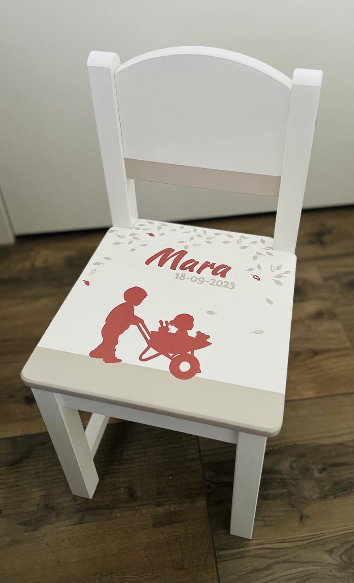 Gepersonaliseerd Geboorte Stoeltje - Kraamcadeau