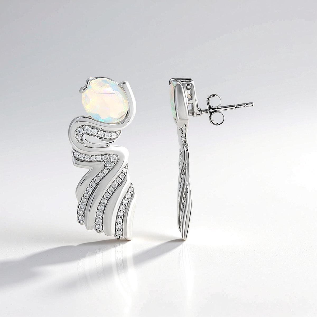 Cavill - Zilveren oorbellen 925 Sterling zilver met Welo-opalen 1,348 ct en pave zirkonen 2,337 ct - eleganten luxe dames sieraden