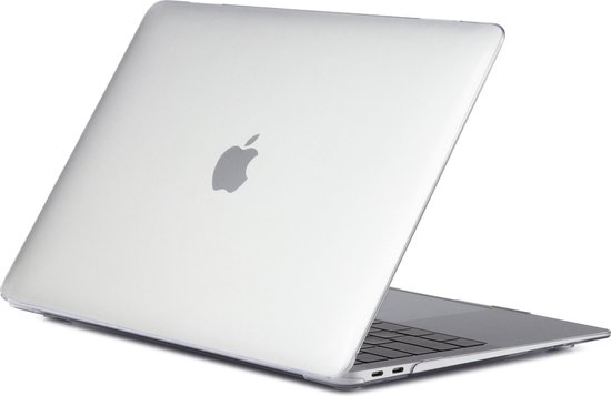 Coque rigide transparente sur un MacBook Air M1 13.3" argenté avec logo Apple.