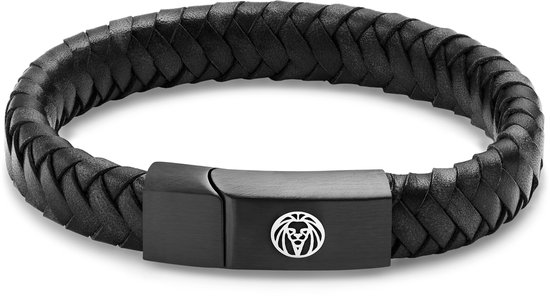 Zwarte gevlochten leren armband met zwarte metalen sluiting met leeuwenlogo.