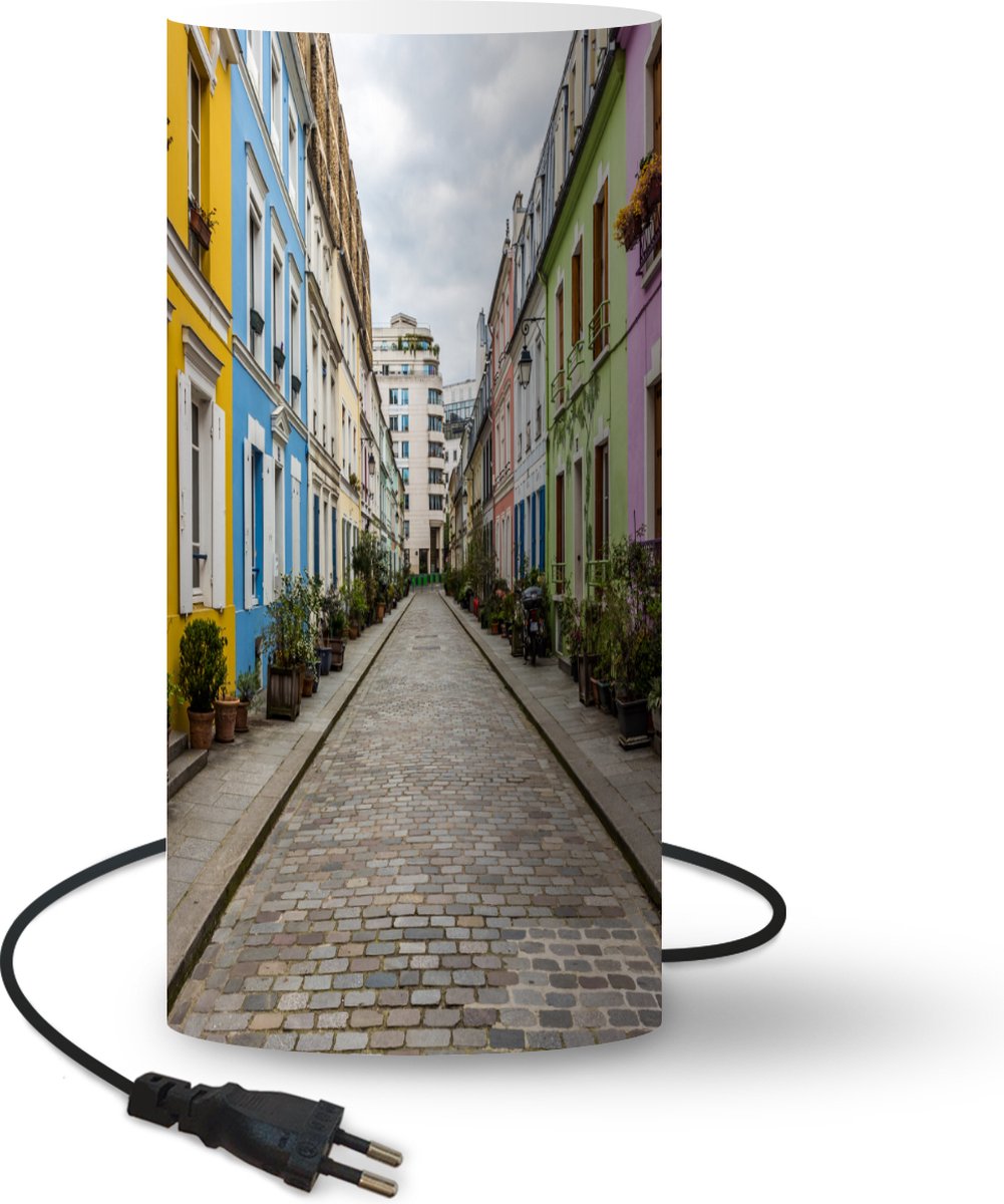 Lamp - Nachtlampje - Tafellamp slaapkamer - Pastelkleurige straat in Parijs - 54 cm hoog - Ø24.8 cm - Inclusief LED lamp