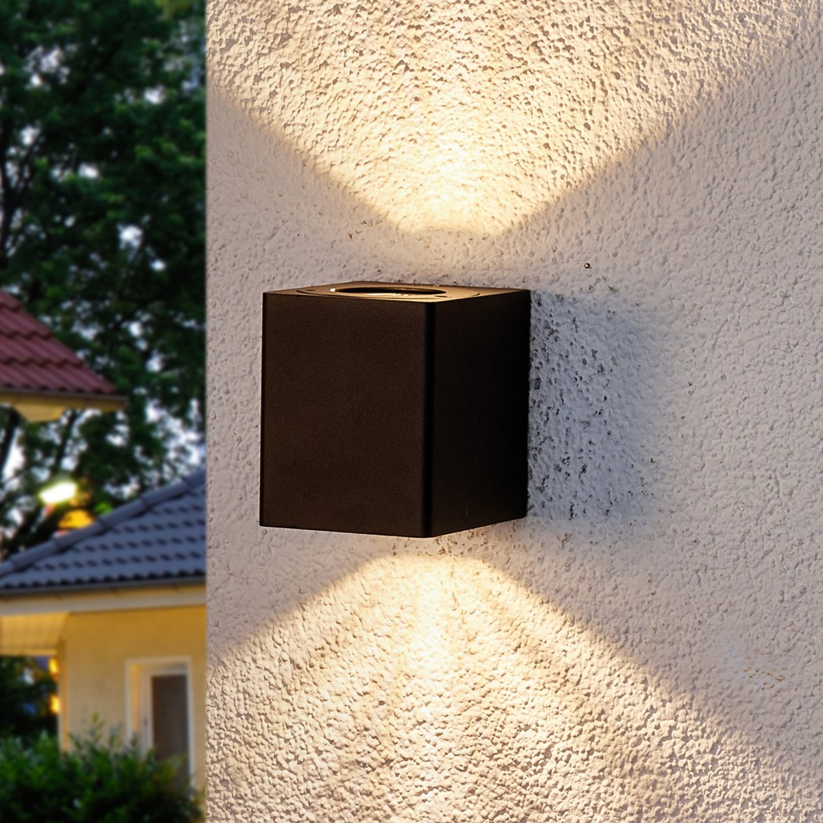 Lindby - LED wandlamp buiten - 2 lichts - aluminium, glas - H: 10.5 cm - donkergrijs, transparant - Inclusief lichtbronnen