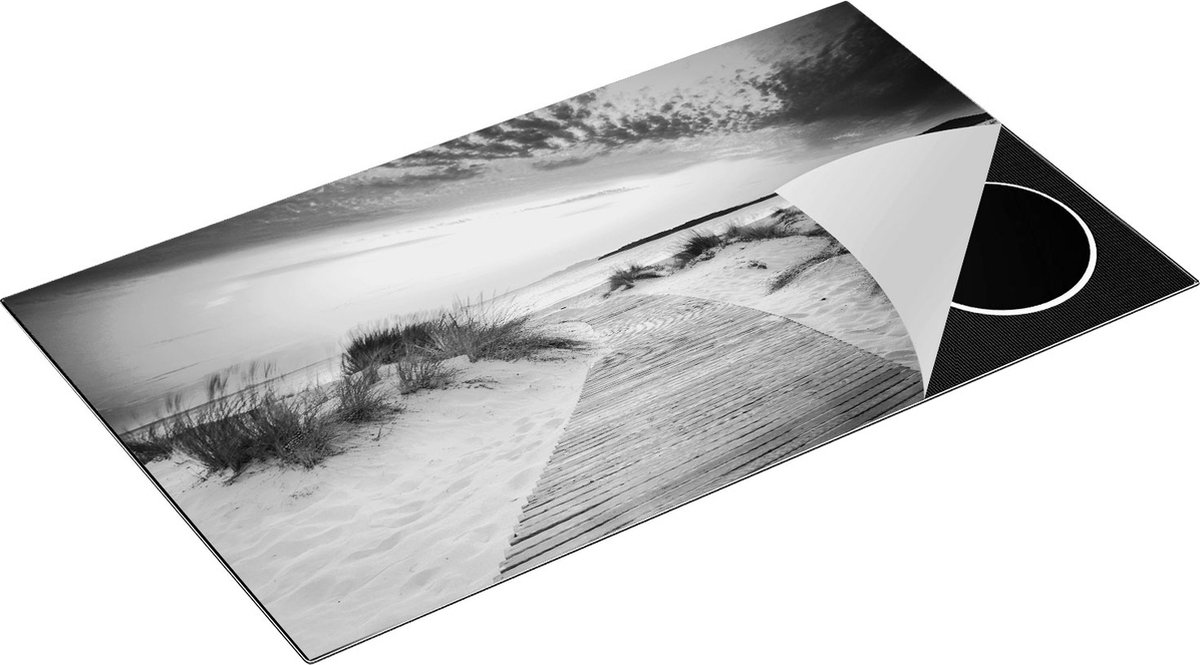 Chefcare Inductie Beschermer Voetpad naar het Strand en de Zee - Zwart Wit - 90x55 cm - Afdekplaat Inductie - Kookplaat Beschermer - Inductie Mat
