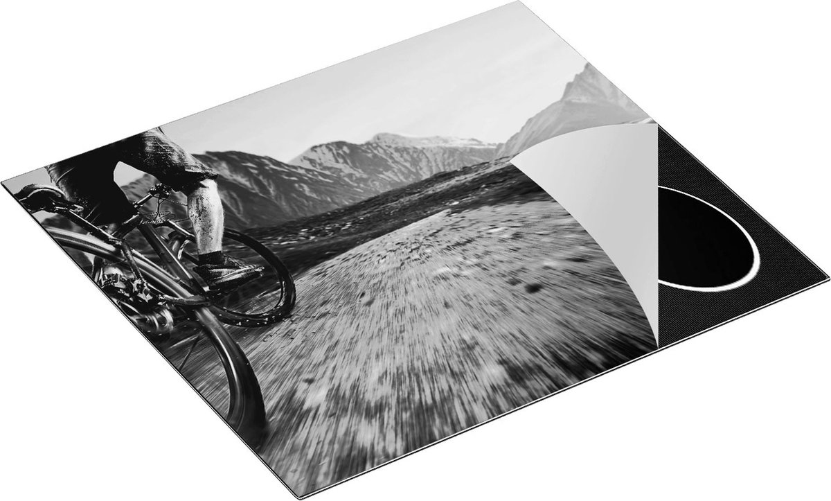 Chefcare Inductie Beschermer Moutainbike Fietser in de Bergen - Zwart Wit - 57,6x51,6 cm - Afdekplaat Inductie - Kookplaat Beschermer - Inductie Mat