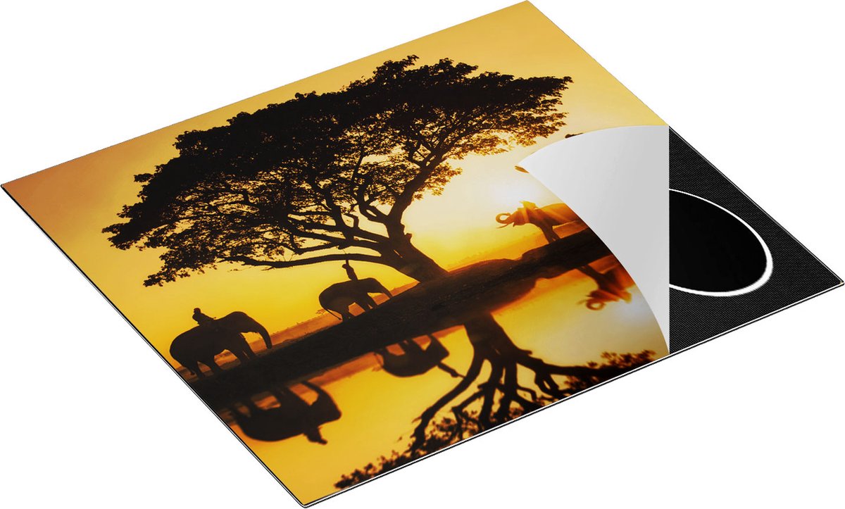 Chefcare Inductie Beschermer Olifanten Familie bij een Boom - Zonsondergang - 59x52 cm - Afdekplaat Inductie - Kookplaat Beschermer - Inductie Mat